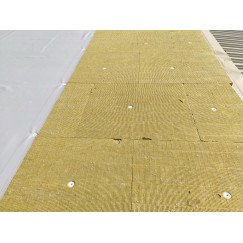The value of roofing telescopic dowels for fixing thermal insulation and waterproofing on a flat roof