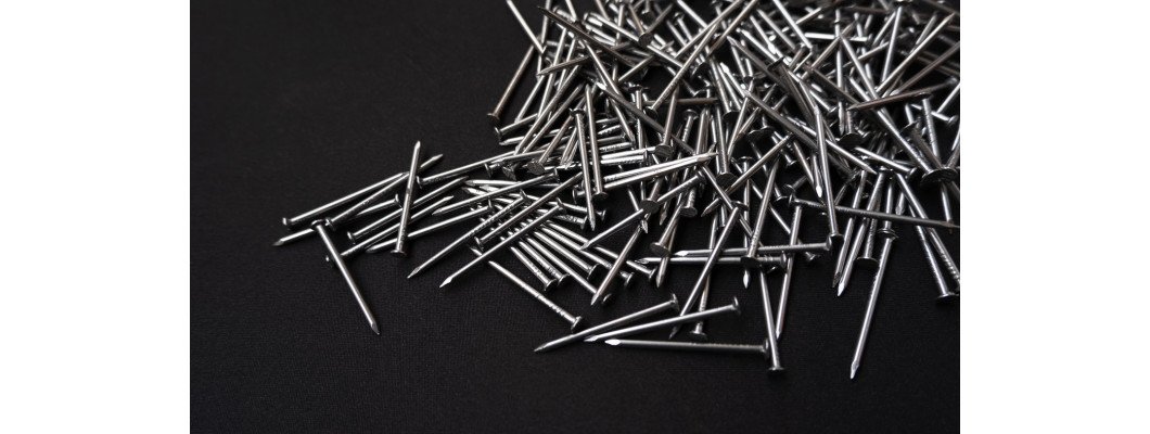 Galvanic zinc coating and hot-dip zinc coating: differences on the example of steel nails
